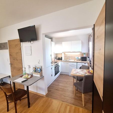 Homew4 - Rosen Apartment Hoheneich Zewnętrze zdjęcie